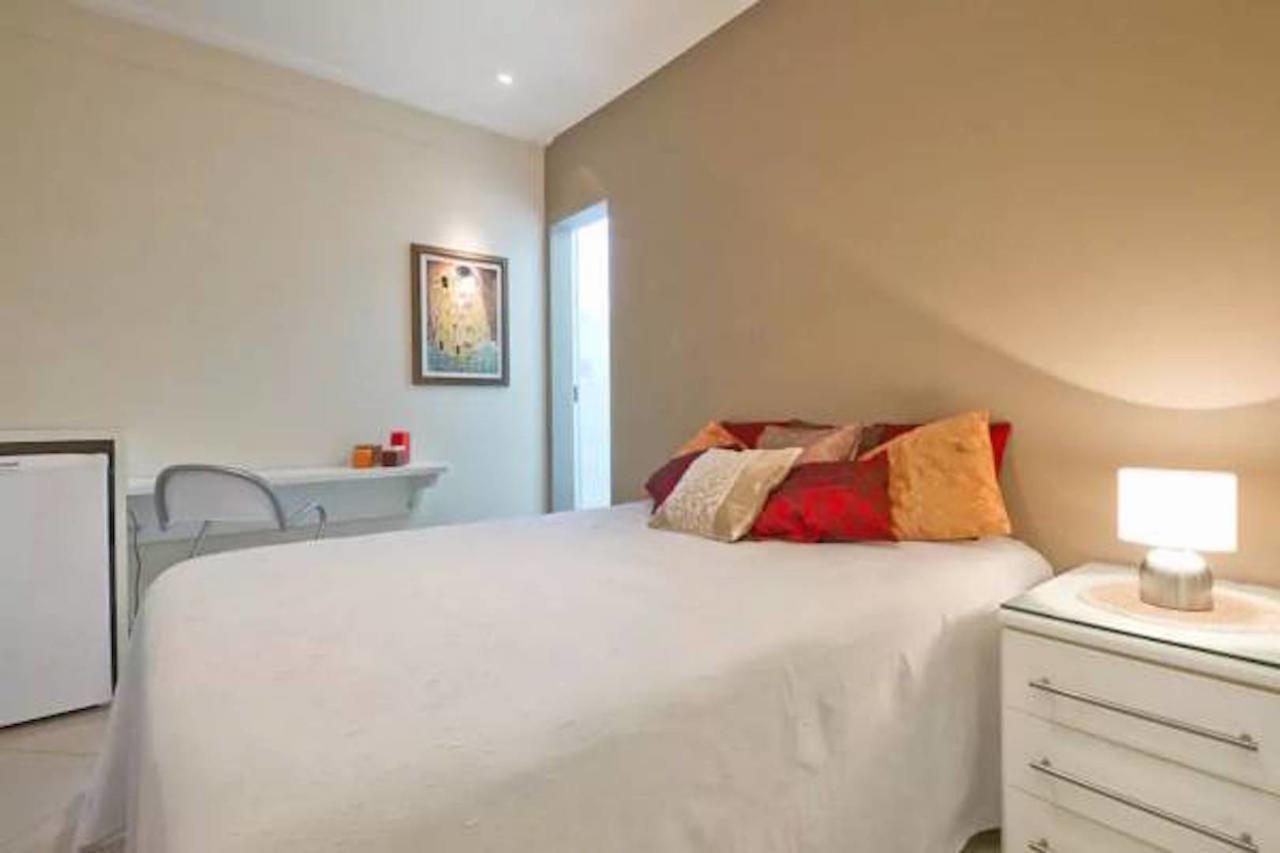 Homestay 3 - Avenida Carlos Gomes Porto Alegre Extérieur photo